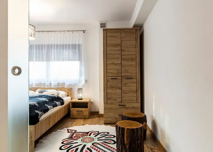 Mountain Glamour * زاكوباني